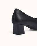 Macaria Black