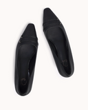 Macaria Black
